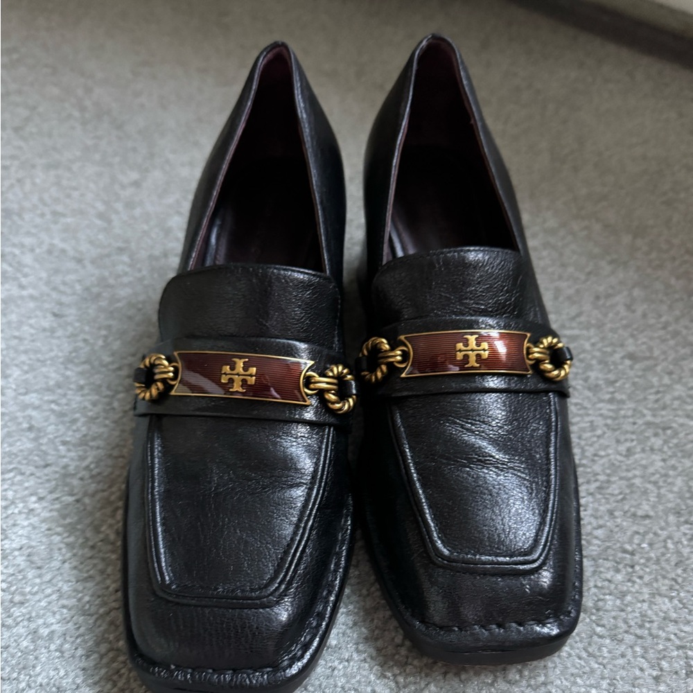 Tory Burch Perrine heel loafers - Black w/ mahogany and gold - great condition